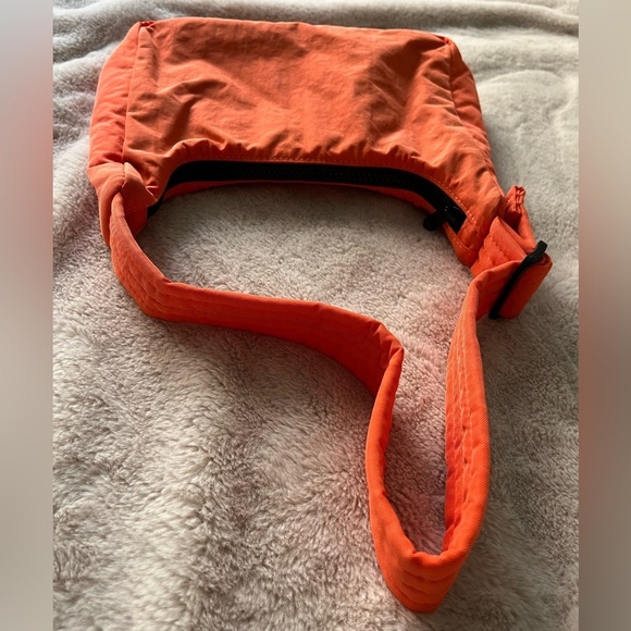 NWT BAGGU Mini Nylon Shoulder Bag Nasturtium - Picture 8 of 12